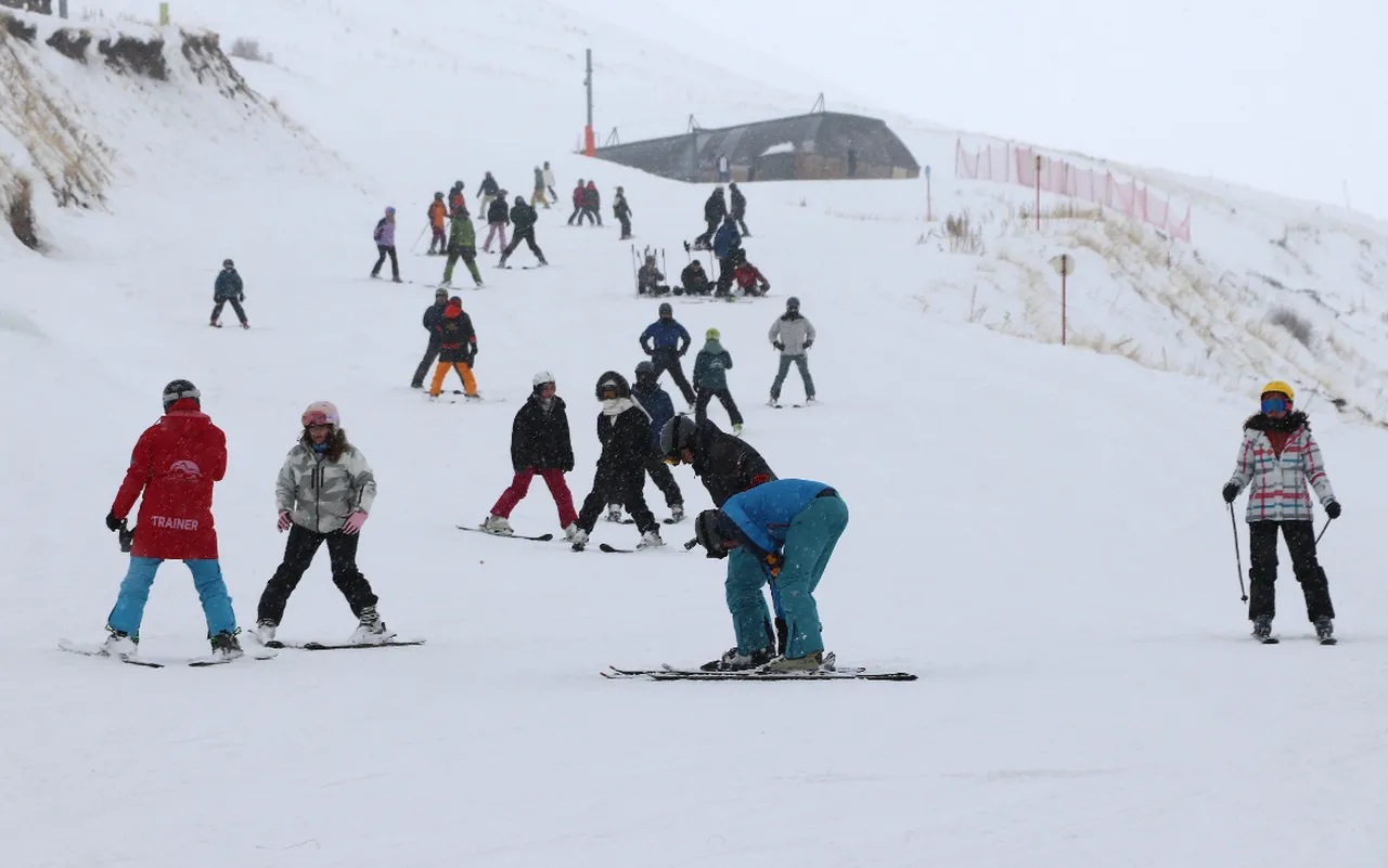 Palandöken zirveye oturdu! Listenin ilk sırasında yer alıyor, 211 santim kar var