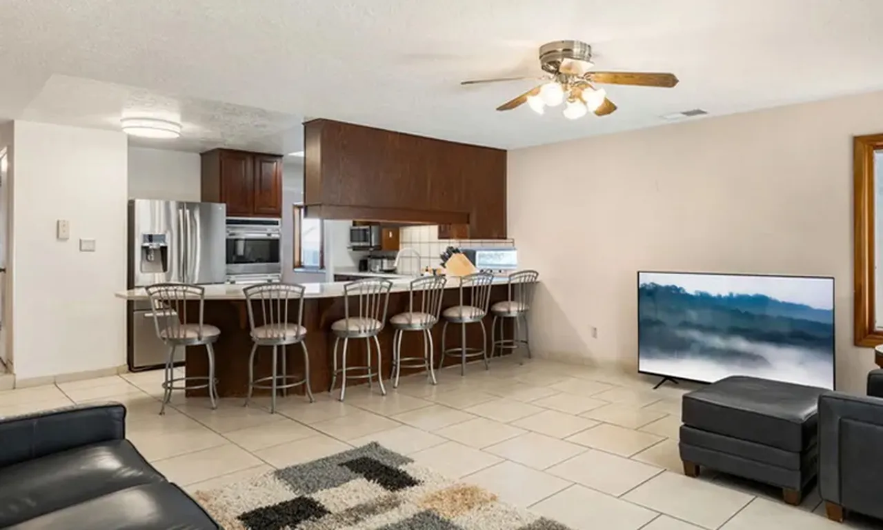 Breaking Bad’in efsane evi yeniden satışta! Yüzde 90 indirimle alıcı bekliyor