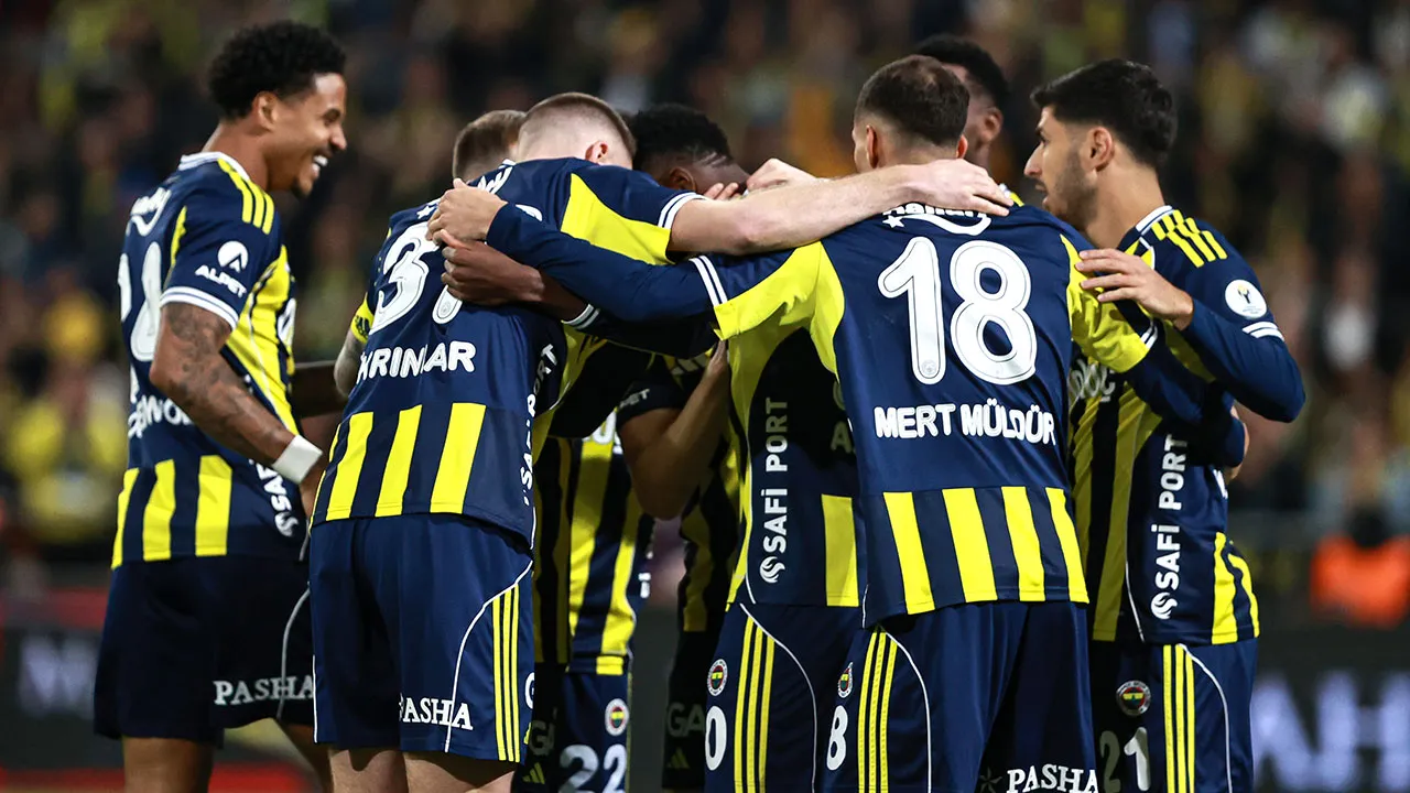 Fenerbahçe'de Tedesco, UEFA listesine alınmayan 2 ismi açıkladı