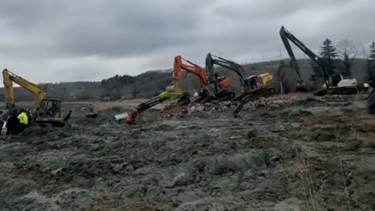 Kurtarmaya gelen çamura battı! Çalışmalar 6 günde ancak bitti
