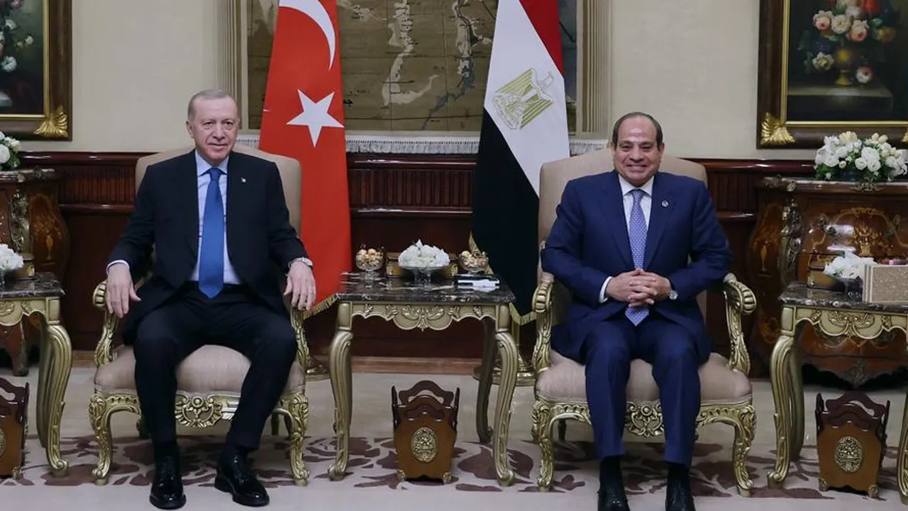 Mısır'da konuşan Cumhurbaşkanı Erdoğan: İran'a müdahale bölge için risk