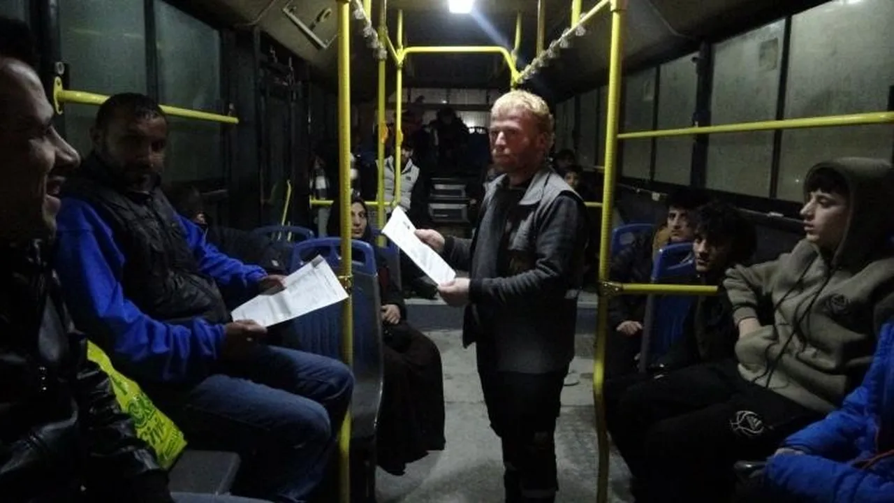 Sınırda hareketlilik! Terörden arındırılan Rakka ve Deyrizor’a dönüşler hızlandı