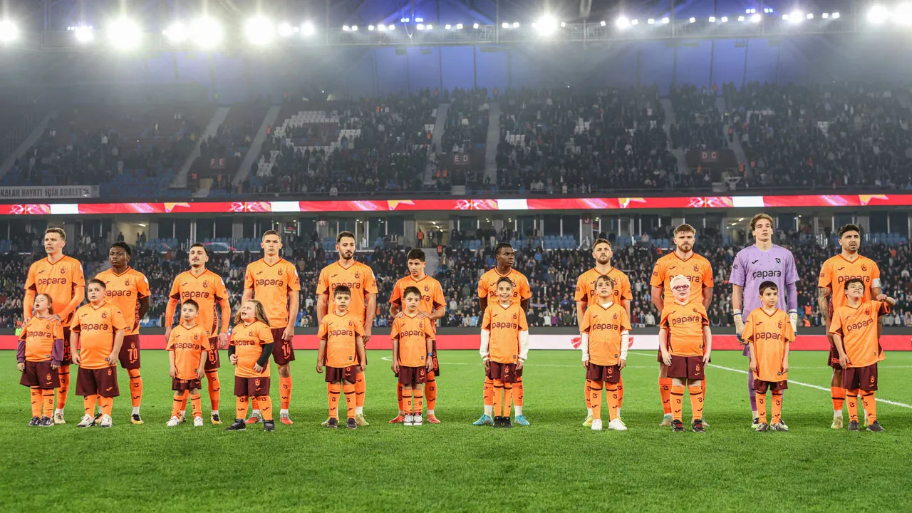 Trabzonspor, 2 ayrılığı birden duyurdu: Bonservisi belli oldu