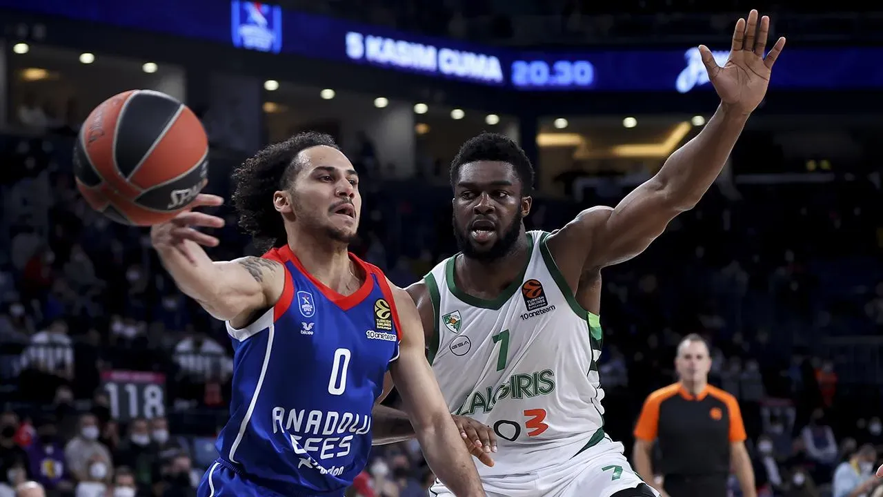 Anadolu Efes-Zalgiris maçı hangi kanalda, saat kaçta? EuroLeague canlı yayın bilgileri