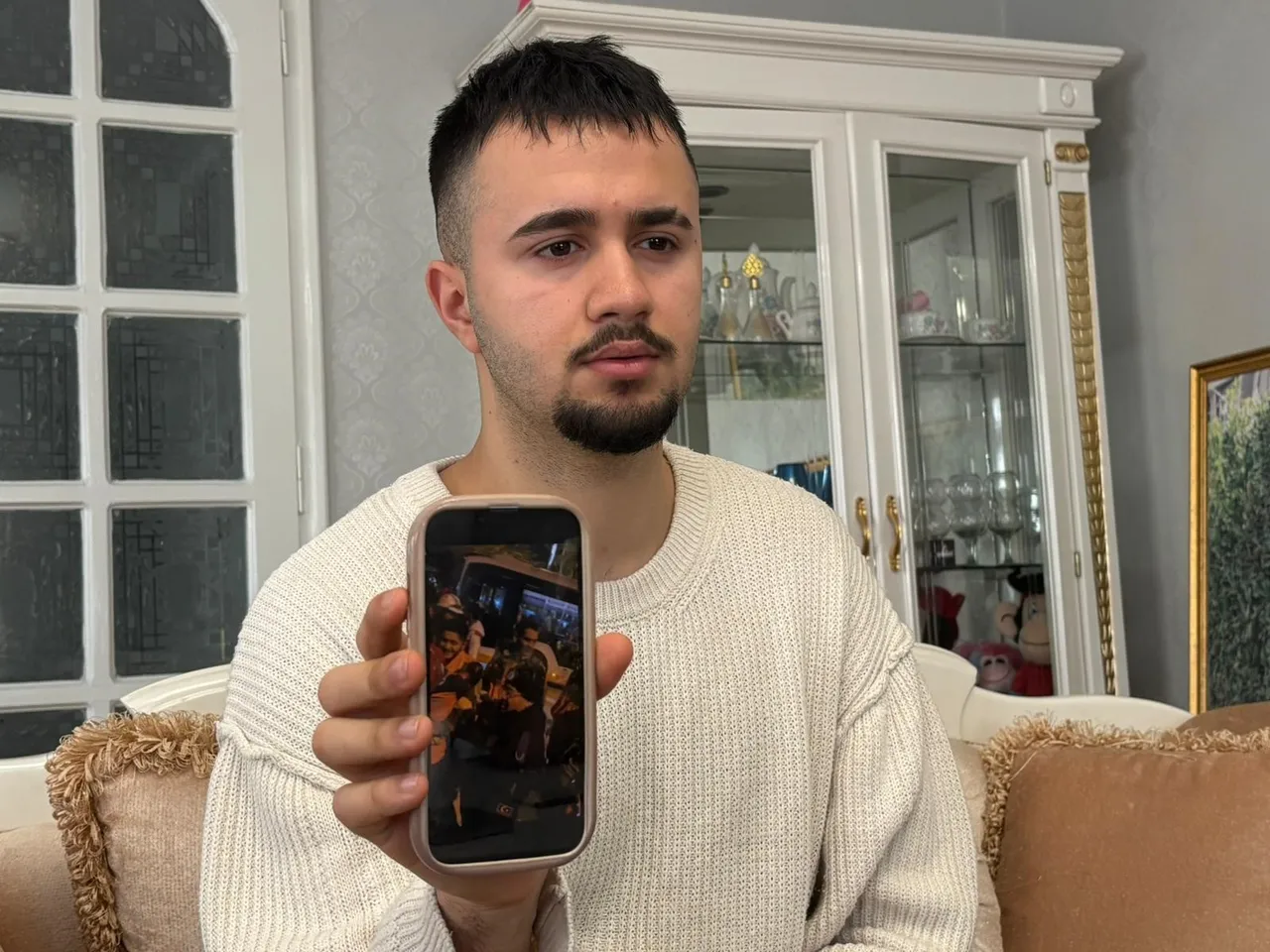 Enkazda 5 günün hikayesi! İdrarını içip, çiçek yemişti! Her şeyi tek tek anlattı