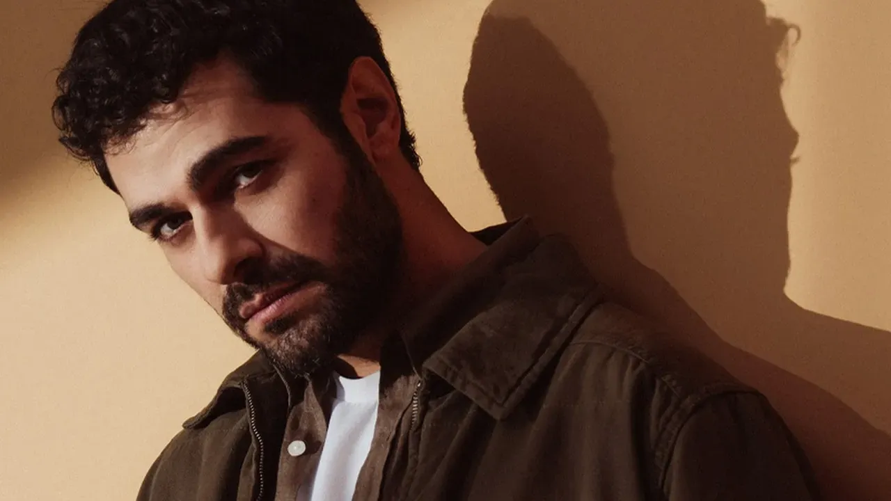 Gökberk Yıldırım kimdir, hangi dizilerde oynadı? Kızılcık Şerbeti'nin Yağız'ı oldu