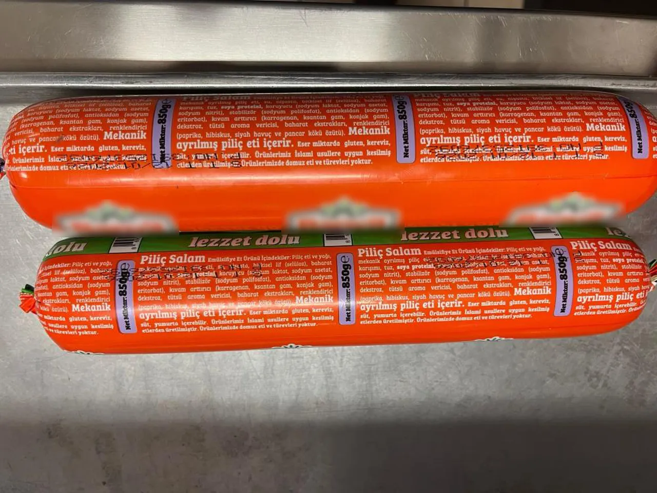 Öğrencilere satılıyordu! Okul kantininde tarihi geçmiş ürünlere el konuldu