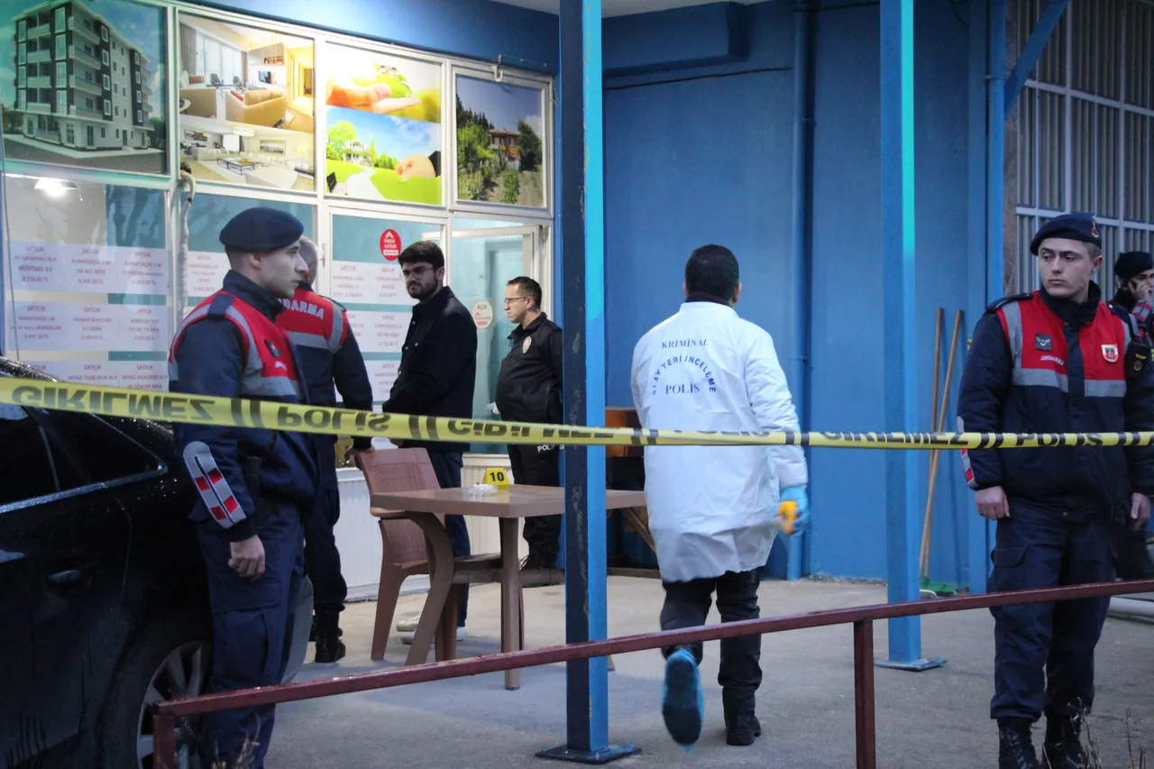 Sakaryada emekli polis önce eşini ardından MHP ilçe başkanını öldürdü!