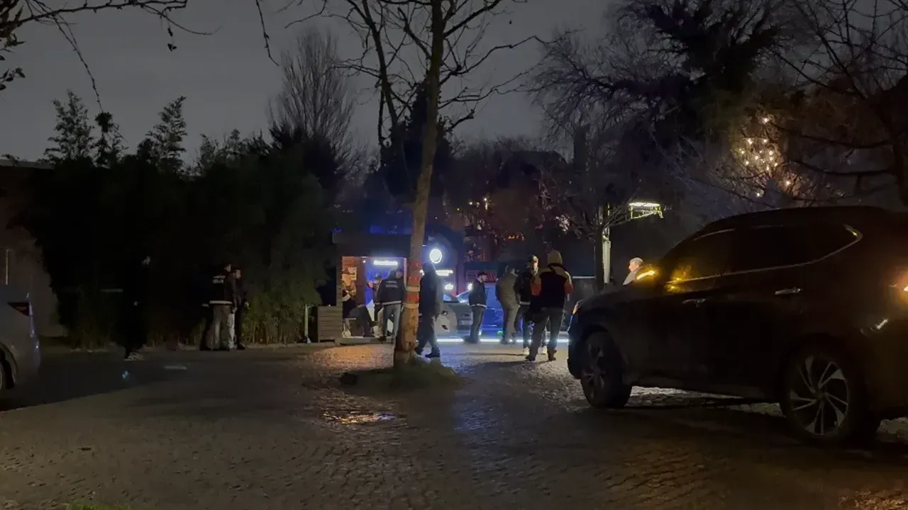 CLUBHOUSE'A POLİS BASKINI