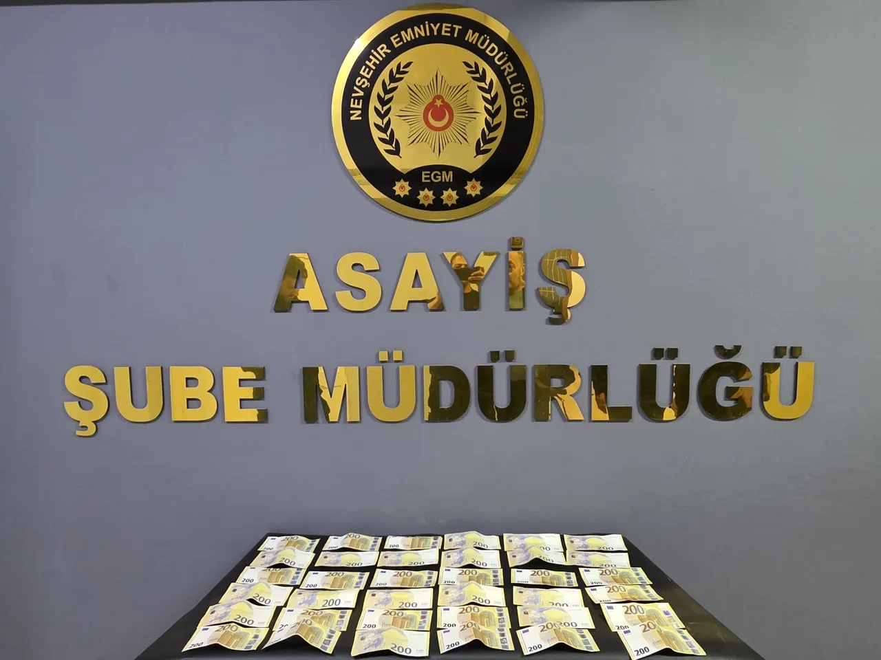 217 bin doları paylaşamayınca husumet çıktı! Çete üyeleri arasında ses sanatçısı da varmış