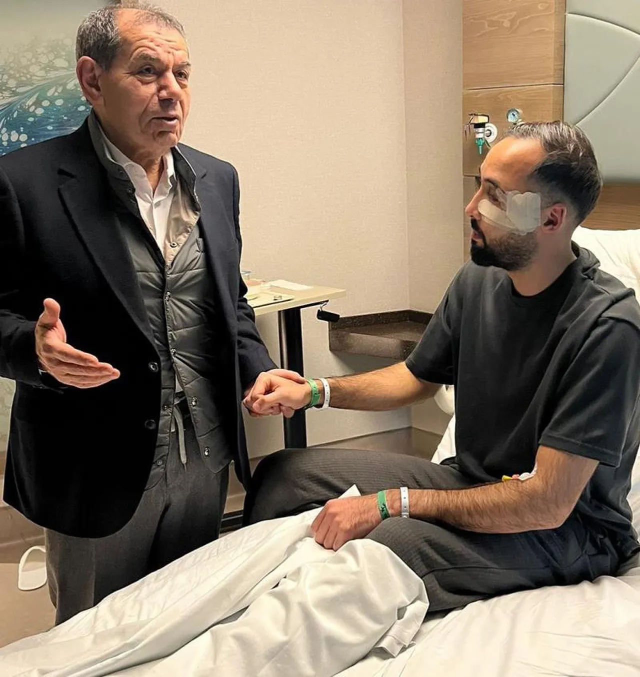 Yüzün kırıklar olan İsa Doğan operasyon geçirdi