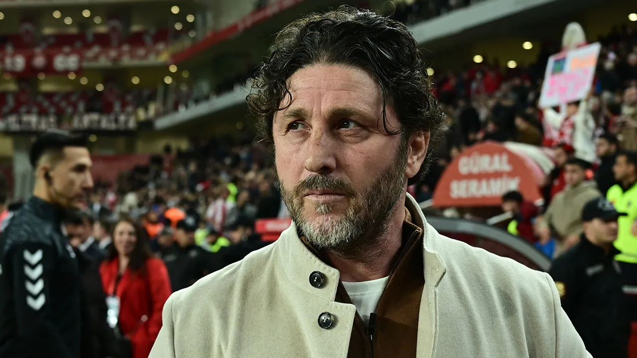 Fatih Tekke, Fenerbahçe derbisi öncesi kötü haberi verdi