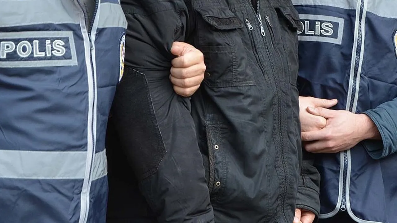  Bakırköy Belediyesi’nde ‘rüşvet’ iddiası: Zabıta memuru gözaltına alındı