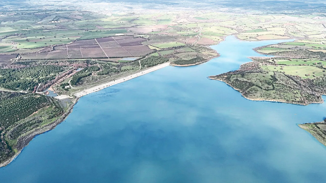 Barajlar doldu taştı! Yoğun yağış ve etkili kar havzaları suya doyurdu