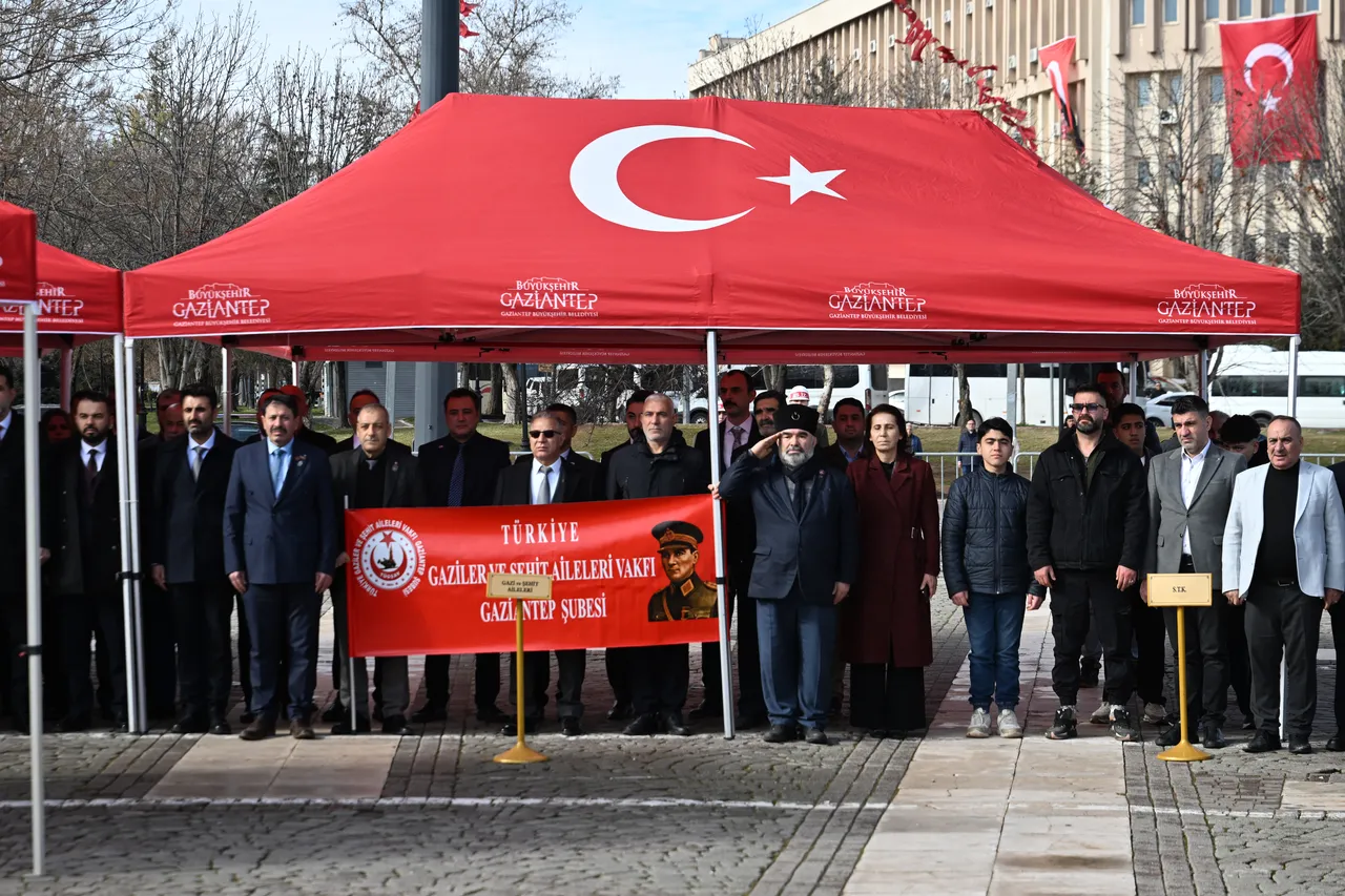 Ecdadın Mirası 105 Yaşında! 15 Temmuz Demokrasi Meydanı Türk Bayraklarıyla Donatıldı