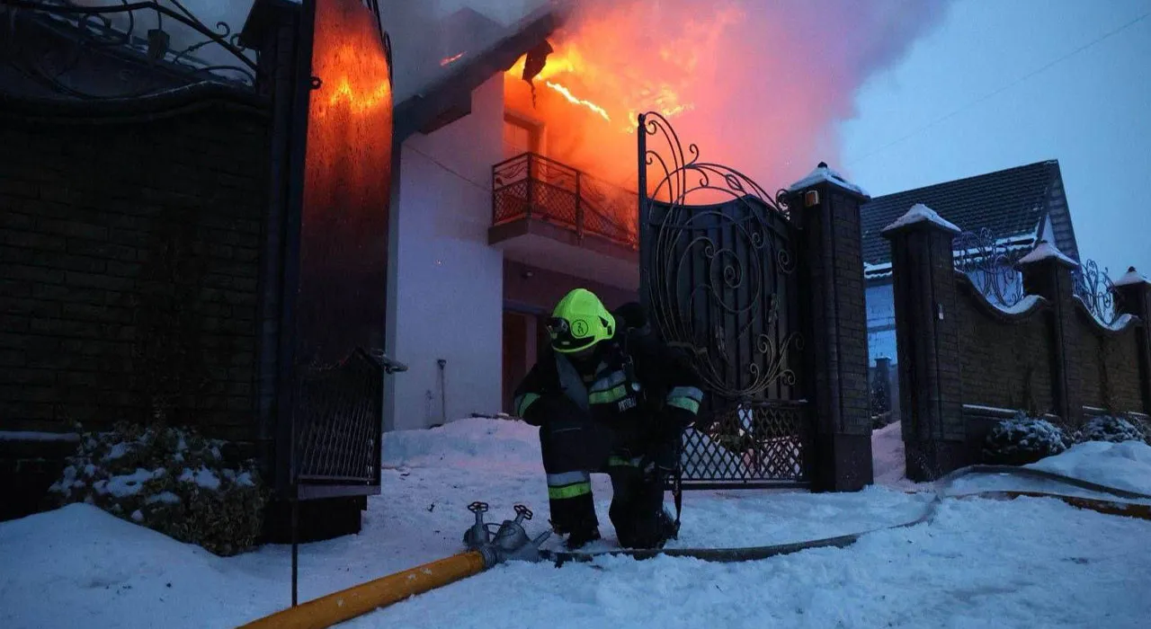 Rusya enerji hattını vurdu, Ukrayna komşudan elektrik istedi