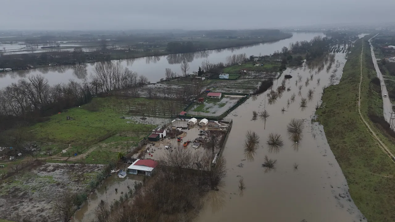 Turuncu alarm verilmişti! Meriç Nehri'nde su debisi düşmeye başladı