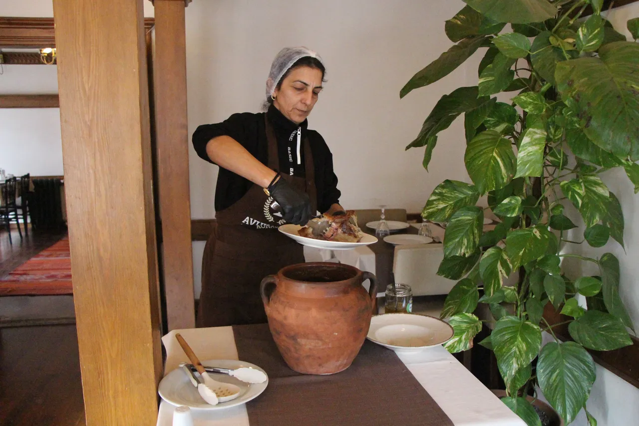 3 bin yıllık en özel yemek! Düğün ve bayramların vazgeçilmezi, tam 12 saatte pişiyor