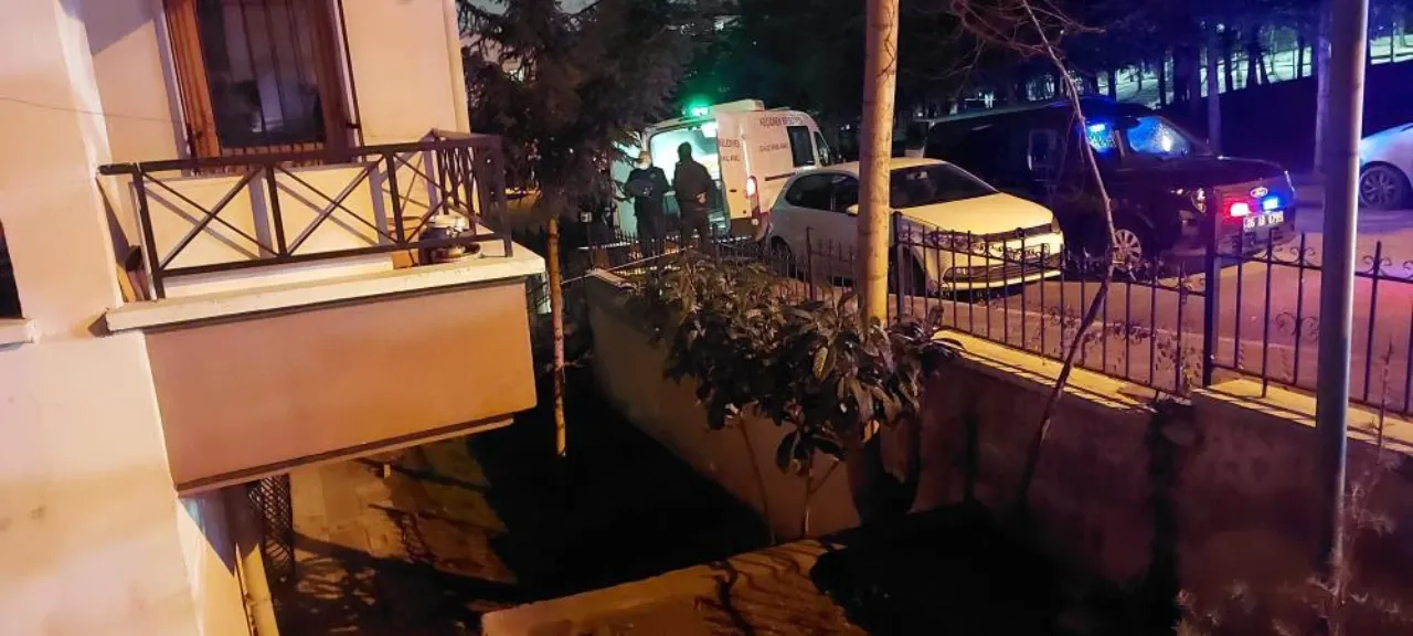 Ankara'da dehşet, 4 kişi öldü! Kargocu kılığıyla geldi ailesini katletti!