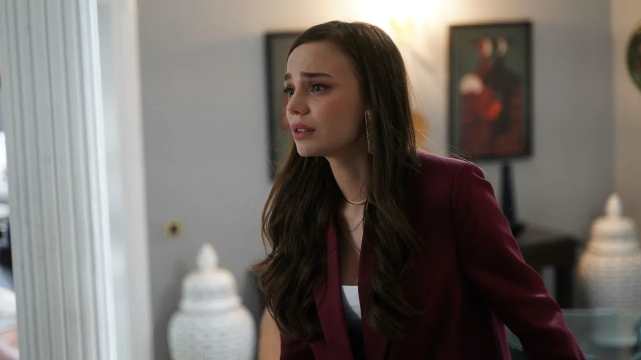 Bahar Şahin (Beliz Karanoğlu)