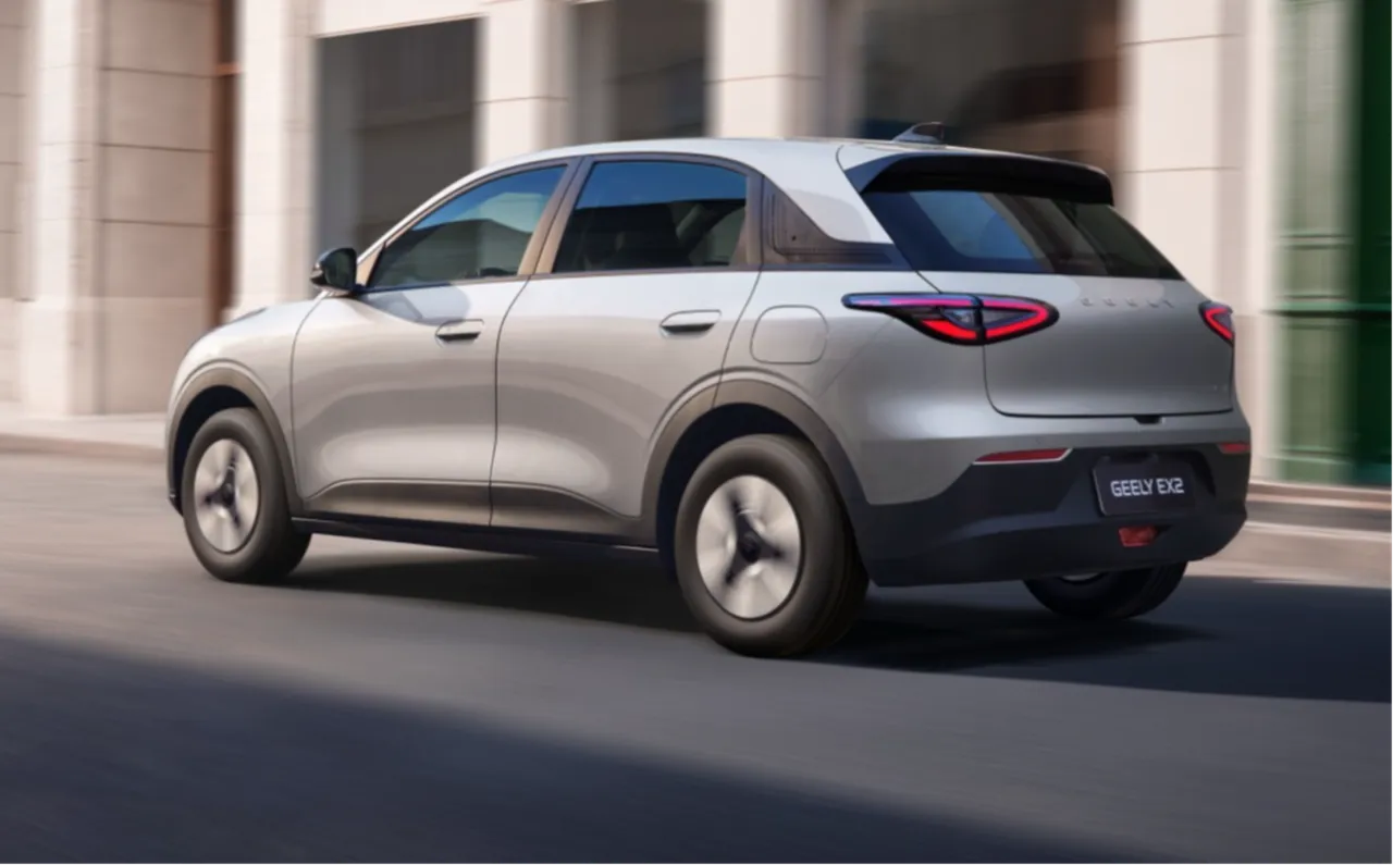 Elektrikli otomobili Geely EX2