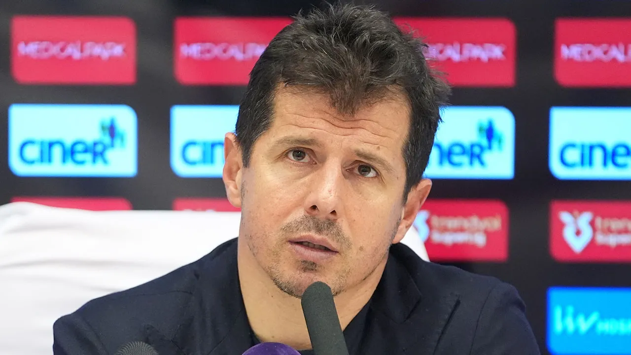 Emre Belözoğlu: İçtenlikle özür diliyorum