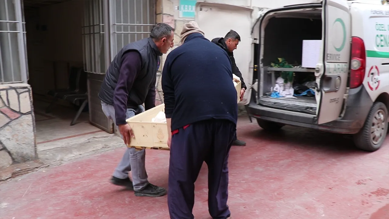 İnşaatta kahreden olay! 3’üncü kattan işçi hayatını kaybetti