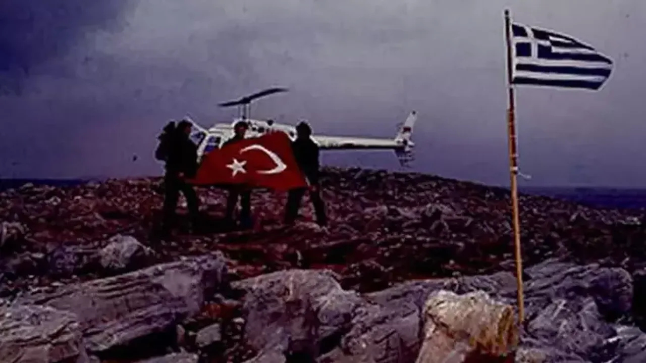 Yunanlı pilottan Kardak krizi itirafı:  İzmir’i vuracaktık