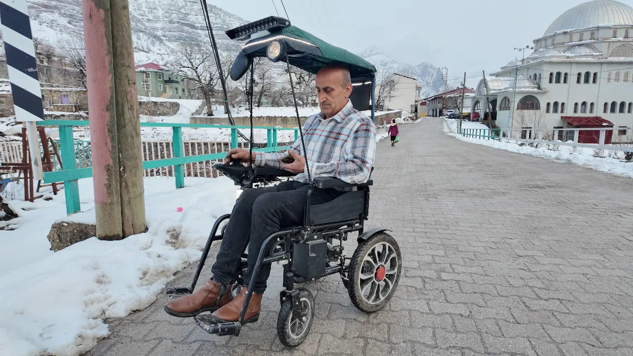 Engelli oğlunu mutlu etmek için yaptı! Bir babanın fedakarlığı