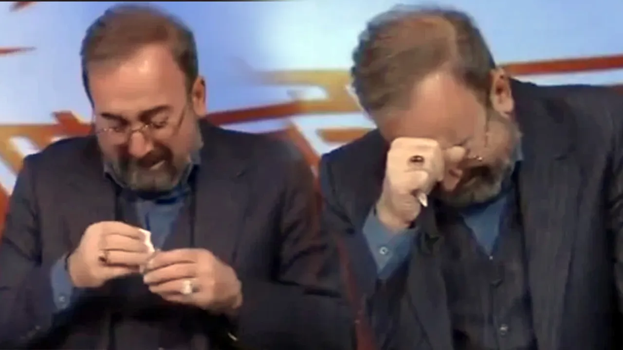 Hamaney'in ölümünü ağlamaktan sunamadı! İran televizyonunda dikkat çeken anlar