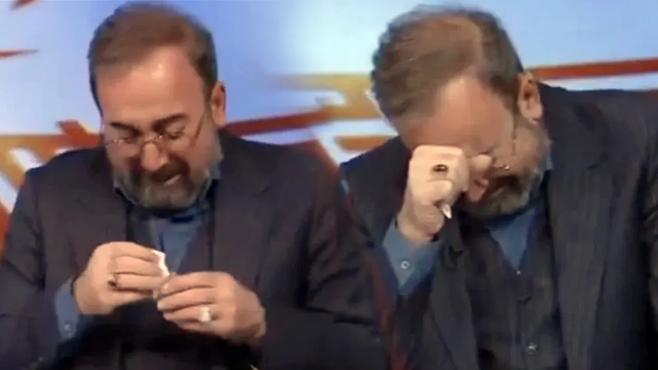 Hamaney'in ölümünü ağlamaktan sunamadı! İran televizyonunda dikkat çeken anlar