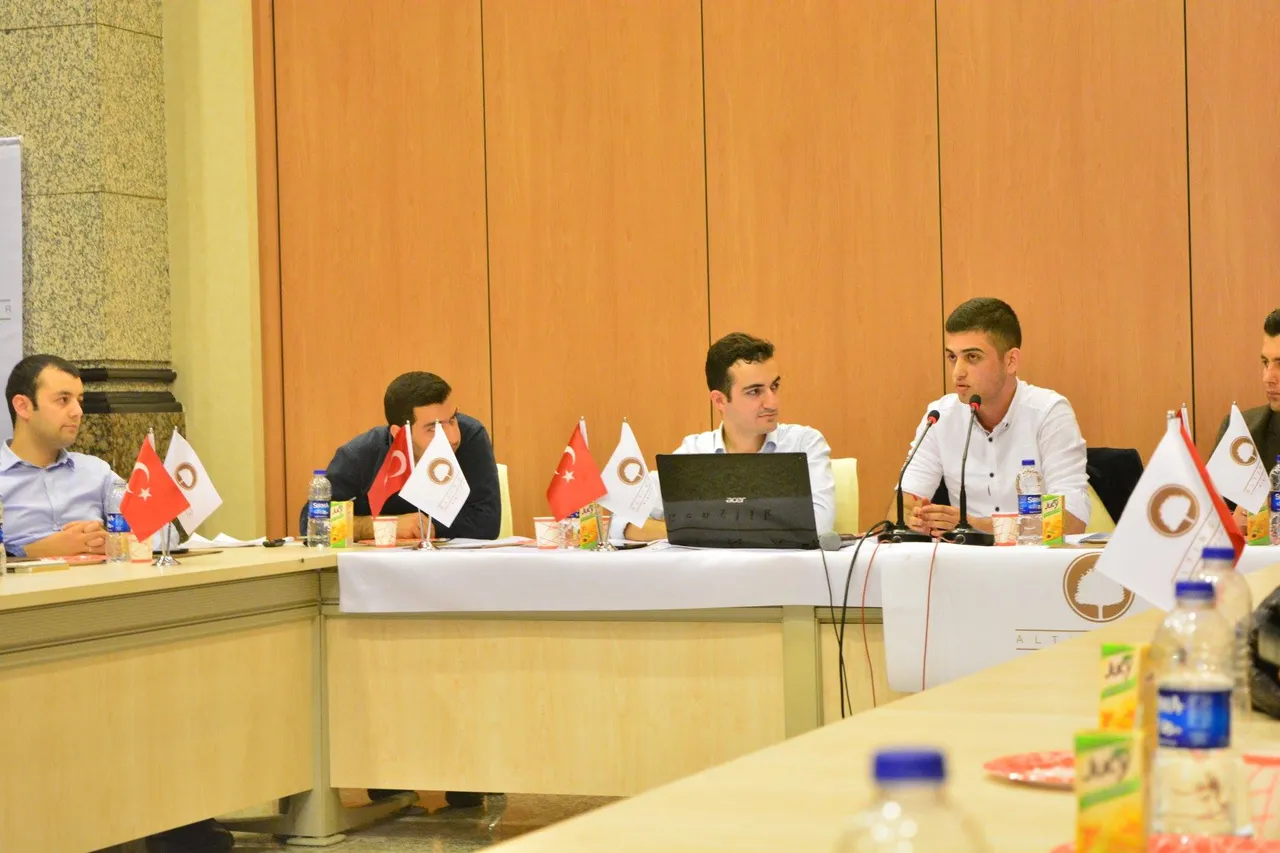 İhlas Holding'te Altın Çınar gençlik buluşması