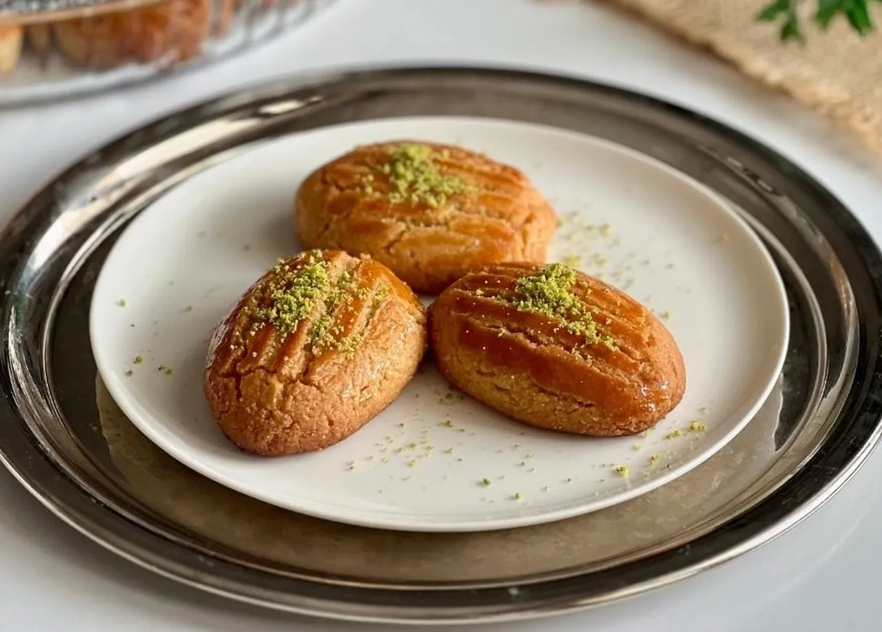 TAHİNLİ ŞEKERPARE