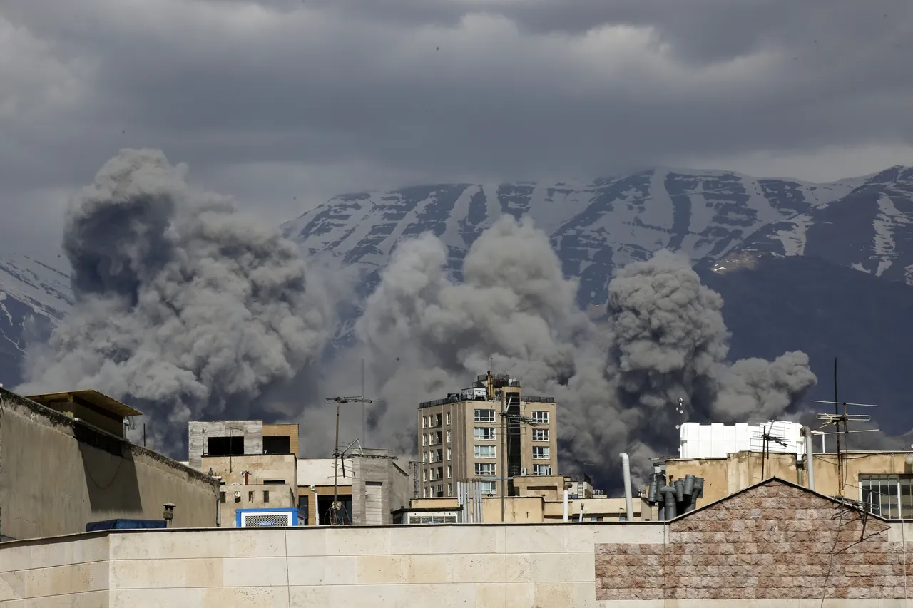 Tahranda art arda patlamalar! İran devlet televizyonu vuruldu