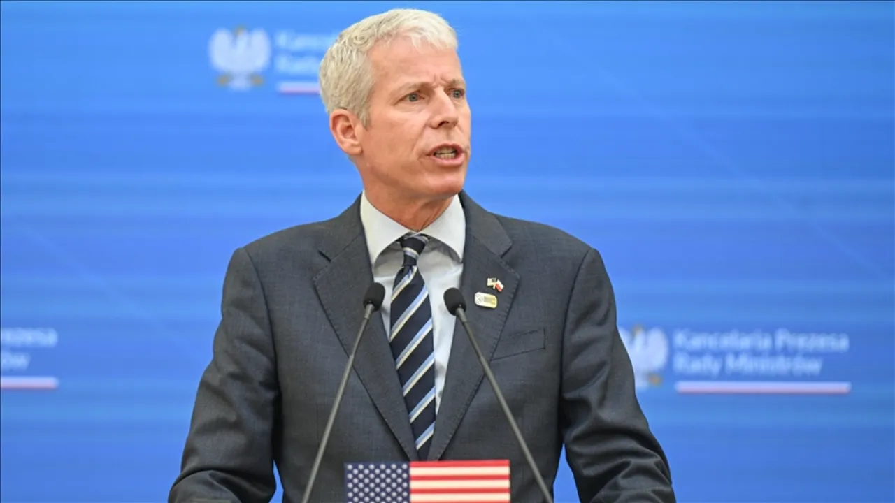 ABD Enerji Bakanı 'Hürmüz Boğazı' paylaşımını sildi, ordu yalanladı