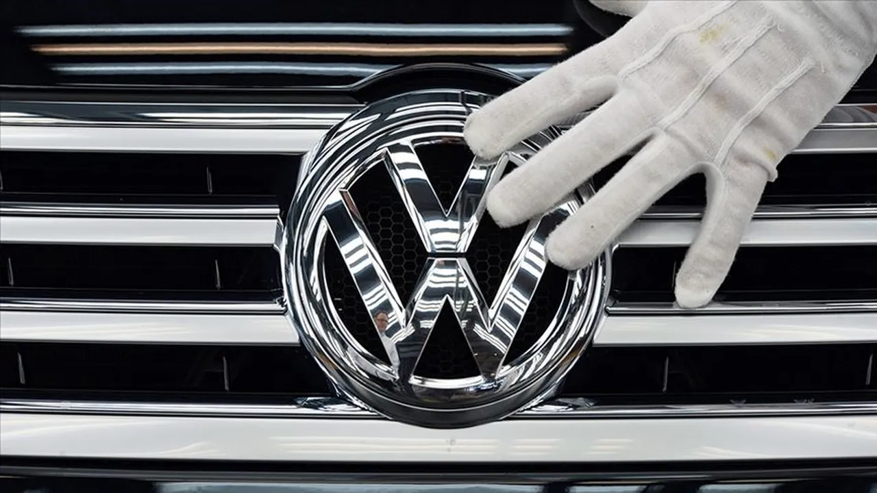 Alman otomotiv sektöründe kriz! Volkswagen on binlerce kişiyi işten çıkaracak