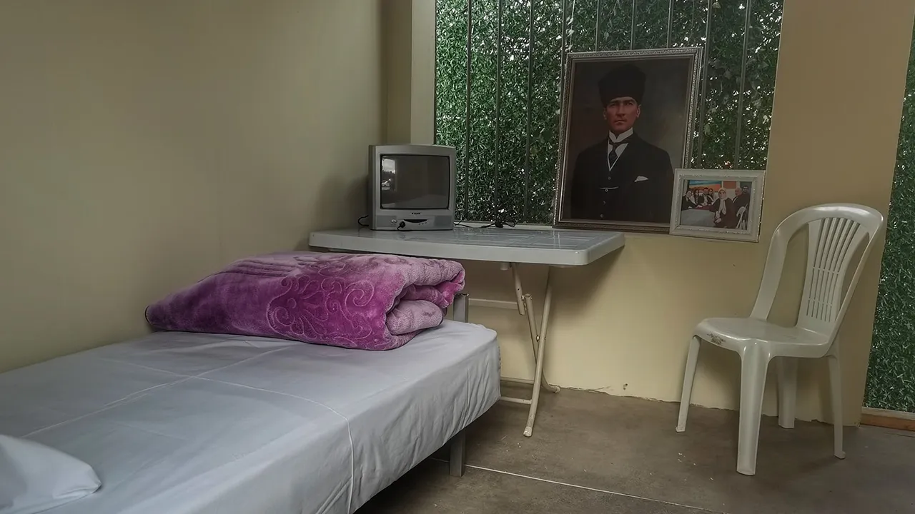 Asrın yolsuzluk davası başladı: Mahkemede Eko-şov!