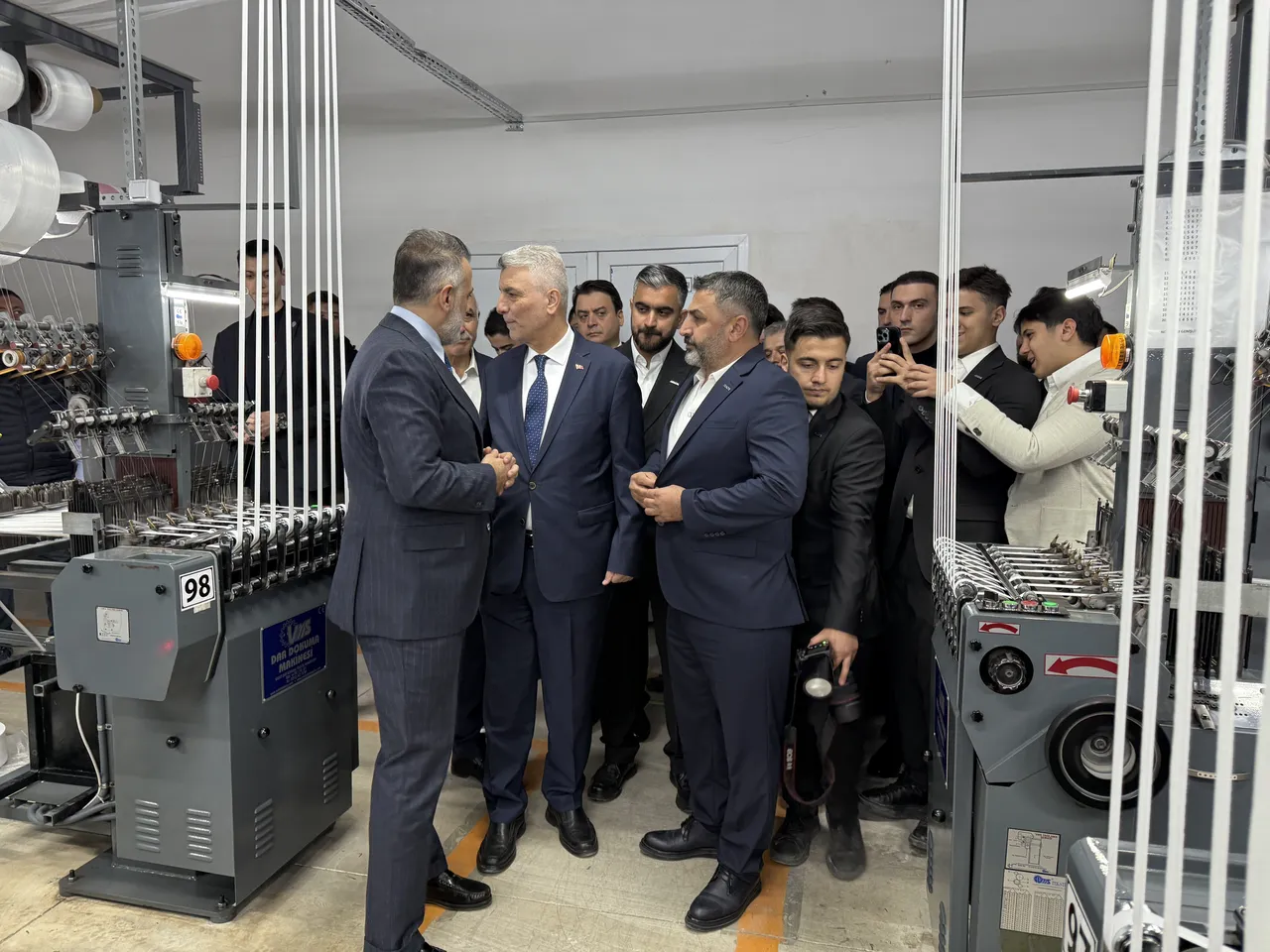 Bakan Bolat: İranla ticari taşımalar kontrollü bir şekilde devam ediyor