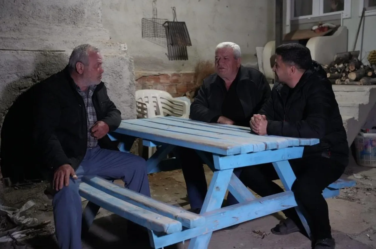 Denizli'de artçı depremler peş peşe geldi! İnsanlar sokaklarda sabahladı