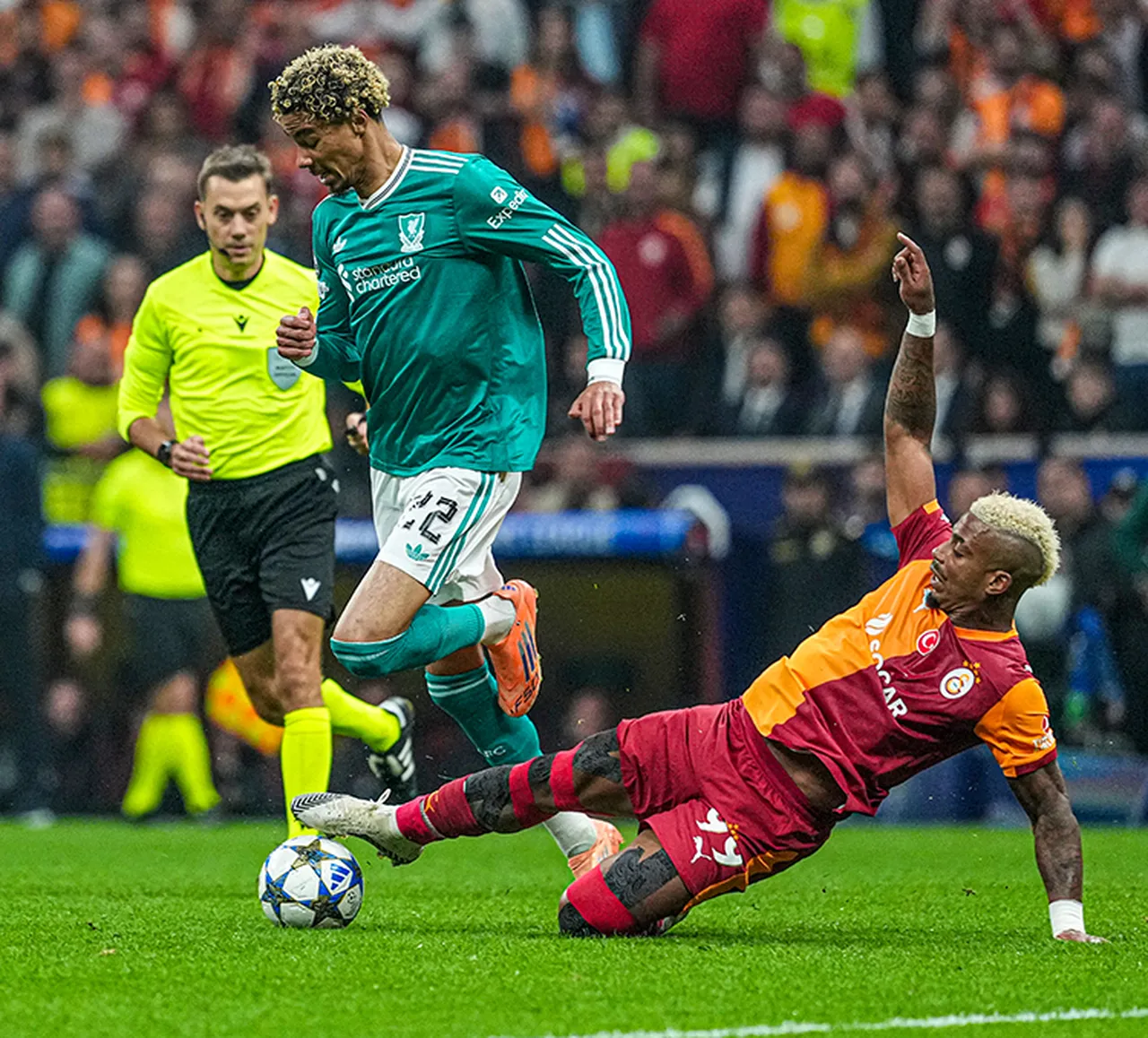 Galatasaray, Şampiyonlar Ligi'nin 2'nci haftasında konuk ettiği Liverpool'u 1-0 yenmişti.