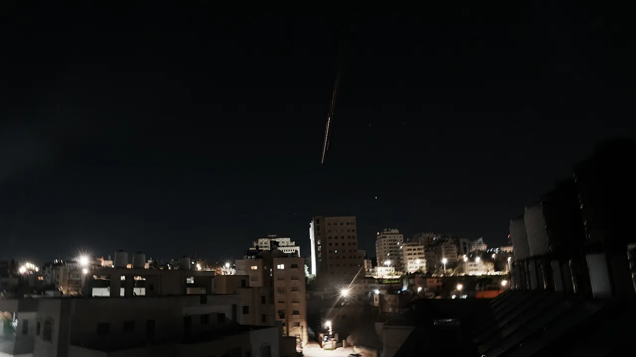 İsrail İran’ın kalbini vurdu, Tahran misilleme yaptı! Stratejik üsler yerle bir