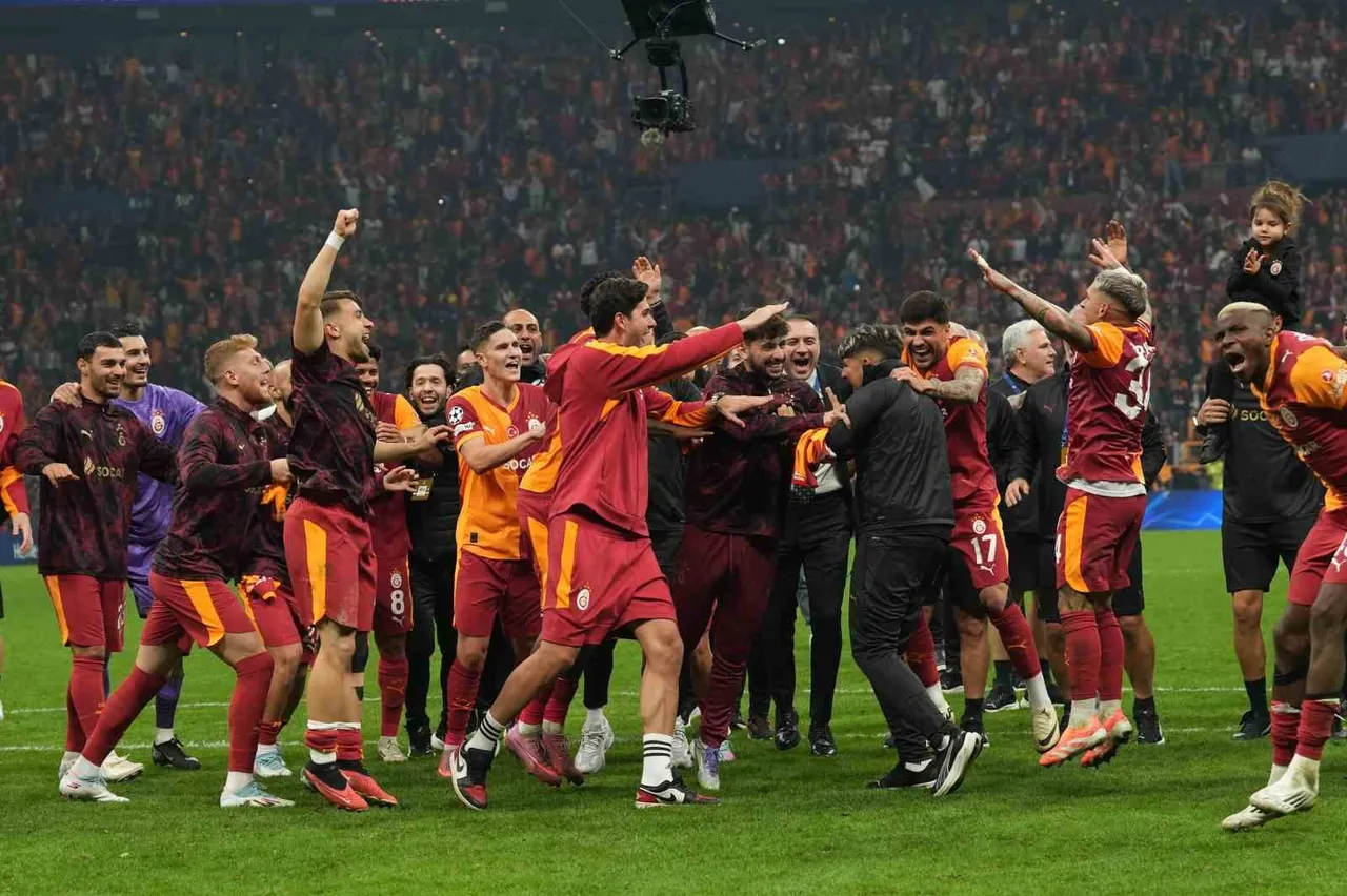 Jesus Gil Manzanonun yönettiği Galatasaray maçları! Galatasaray Liverpool maçında İspanyol hakem düdük çalacak!