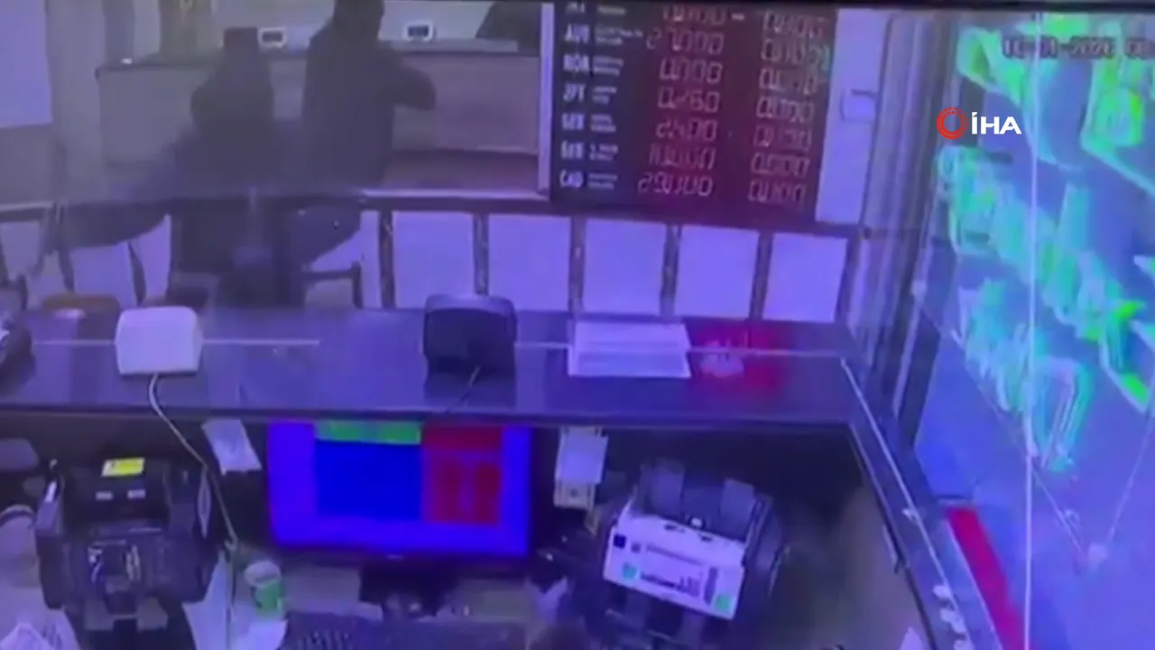 Soygun değil intikam girişimi! Döviz bürosu baskını güvenlik kamerasında