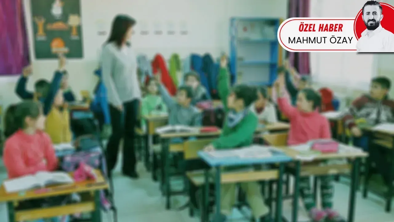 ÖĞRETMENLER EMEKLİ OLAMIYOR!