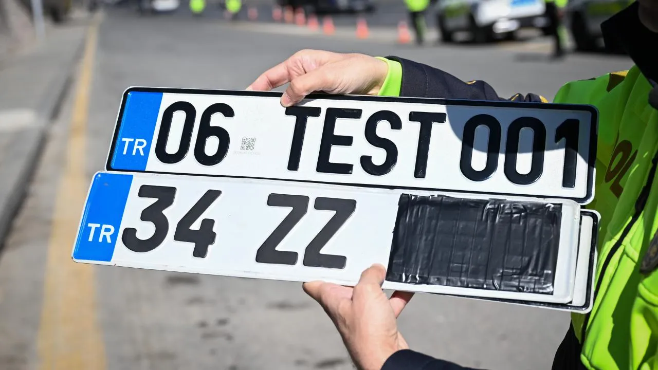 APP plakalara kesilen cezalar iptal edildi! Bakan Çiftçi'den yeni talimat
