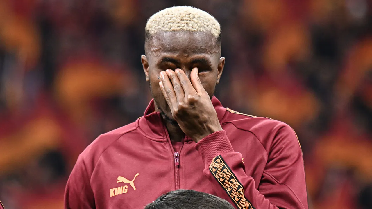 Osimhen'den duygusal açıklama: Annesini andı, yürekleri burktu