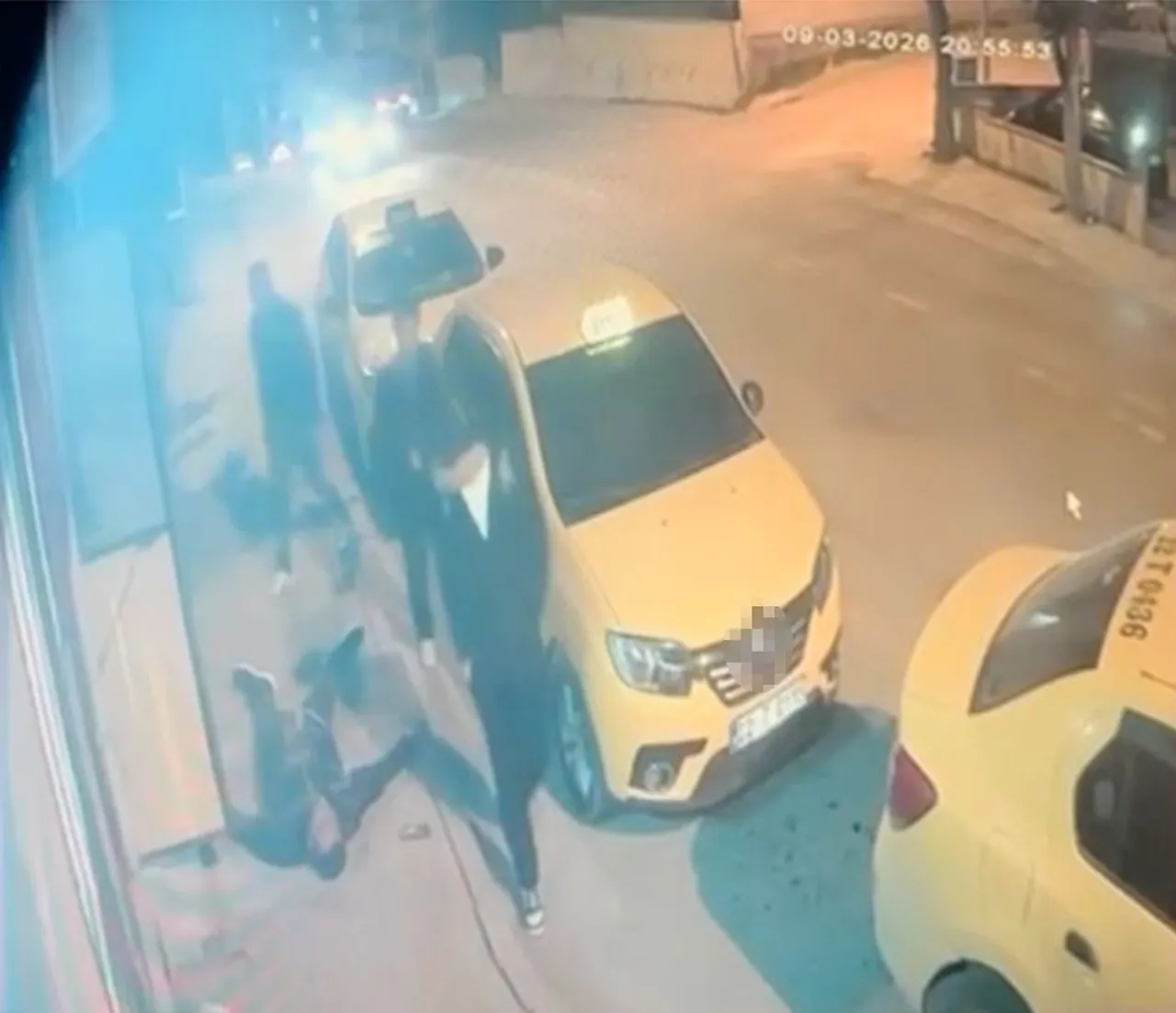 Vicdanları sızlatan olay: Yerde can çekişti, kimse yardım etmeyince acı son geldi