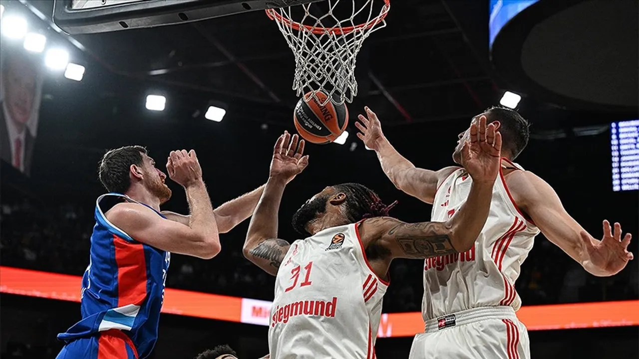 Anadolu Efes-Bayern Münih canlı yayın hangi kanalda, saat kaçta? EuroLeague 31. hafta mücadelesi!