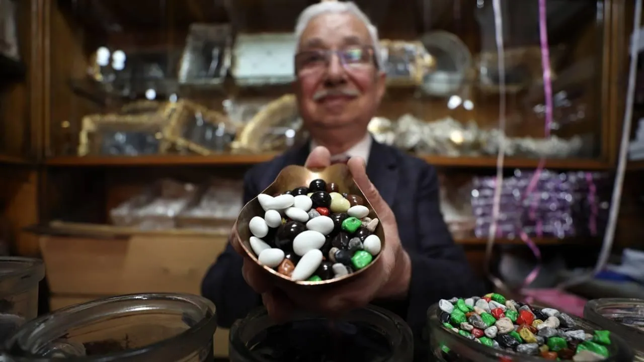 Bayram alışverişi çarşı-pazarı canlandırdı: Esnafın beklentisi büyük