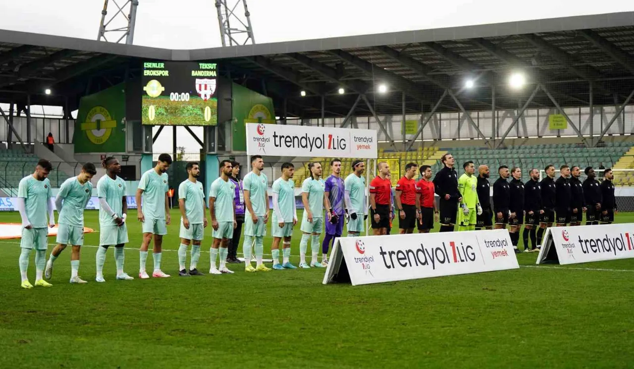 Esenler Erokspor-Bandırmaspor maçı hangi kanalda, saat kaçta? Şifresiz canlı yayın bilgileri belli oldu!